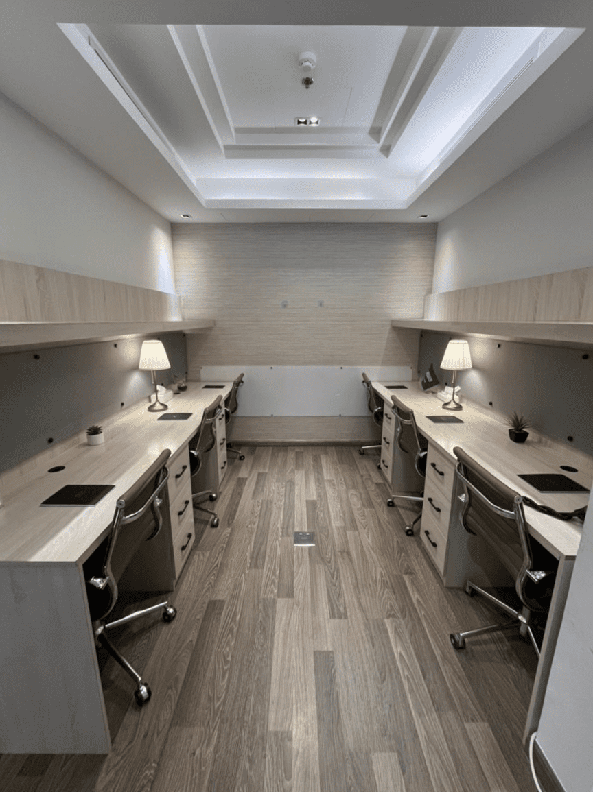 Shared Desk 1